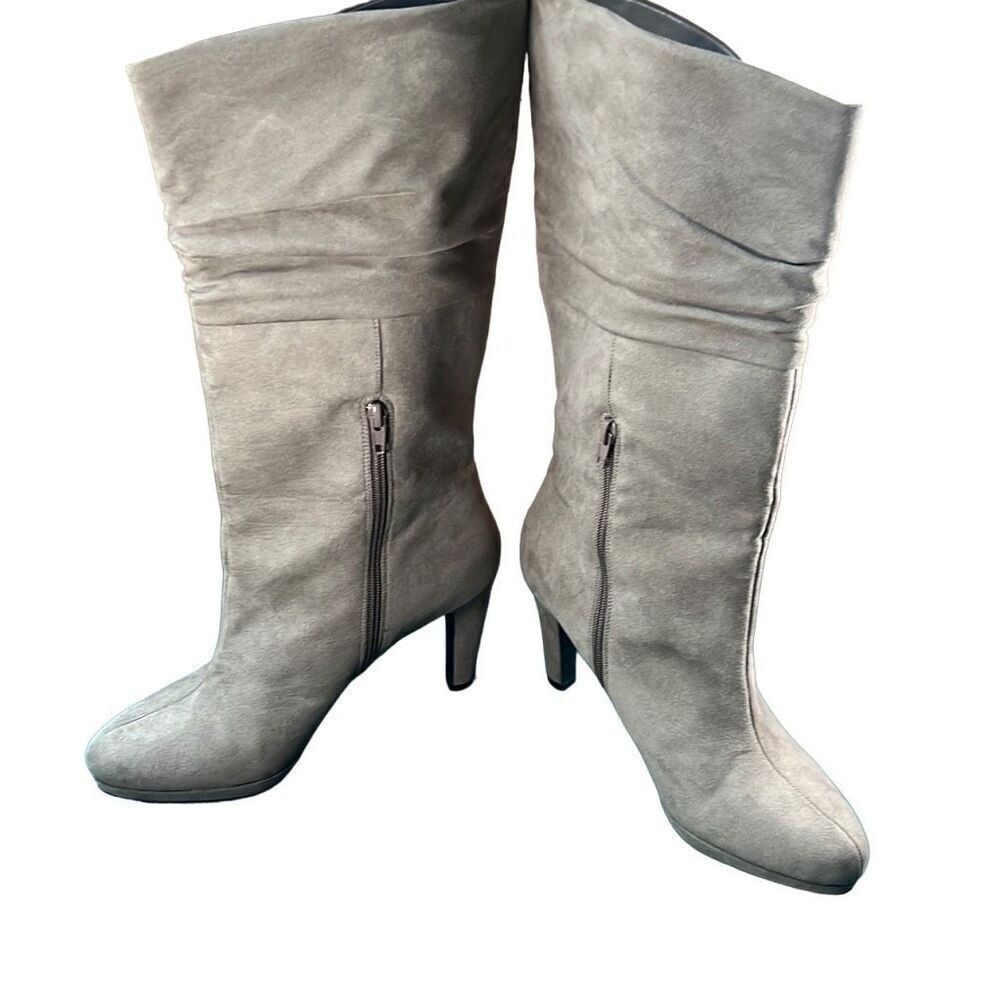 Mootsies Tootsies Women'sโMid-Calf MoPunchie high heels Tan Boots Size 9